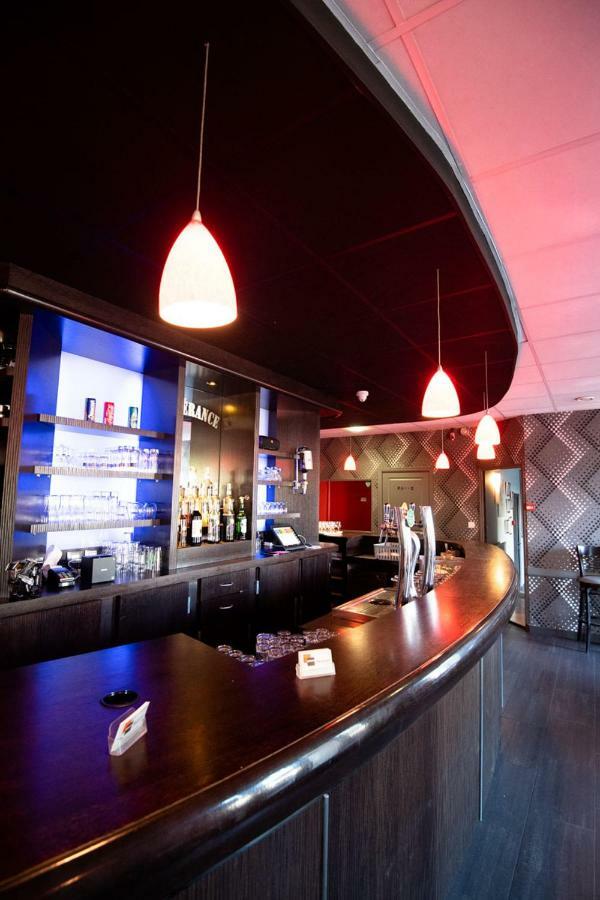 Hotel L'Esperance Vitre מראה חיצוני תמונה